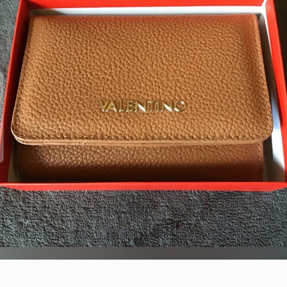 Valentino by Mario Valentino Spa Women Wallet New Never used